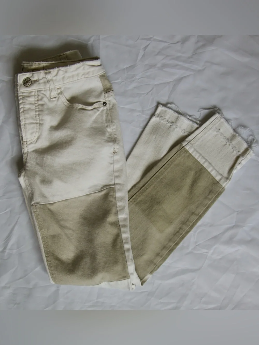 Free People Women's Two-Tone Color Block White and Tan Jeans 26